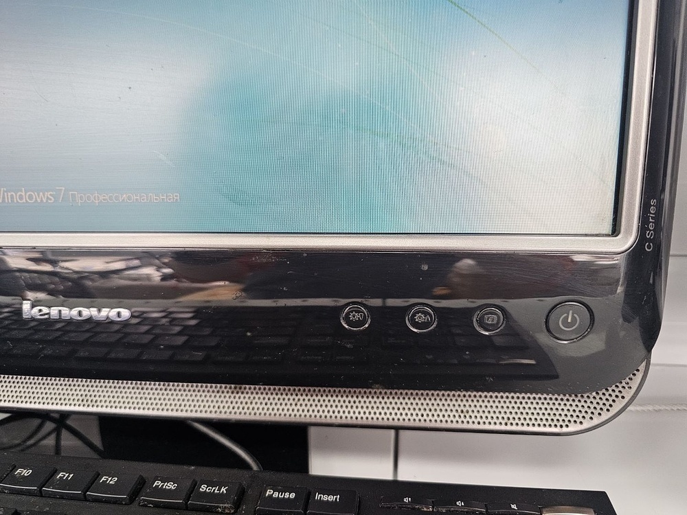 Моноблок Lenovo C series;