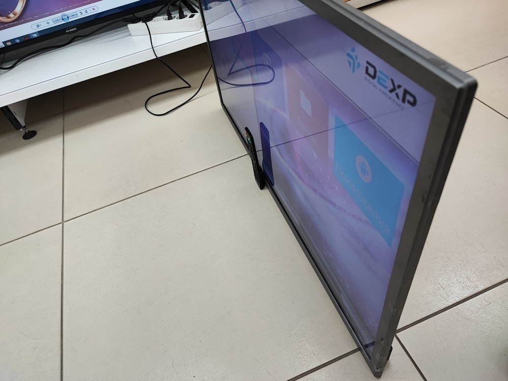 LED Телевизор Dexp F40E8000Q