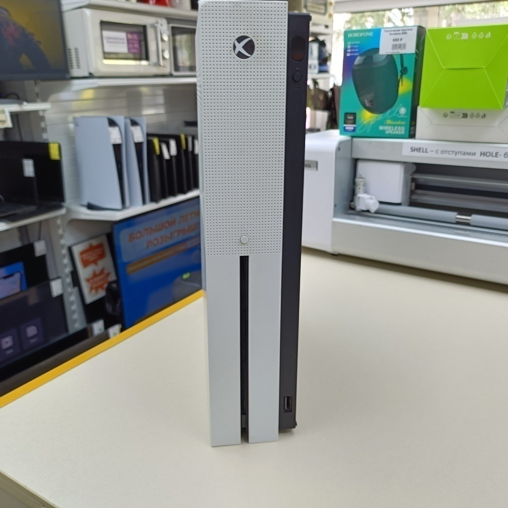 Игровая приставка Xbox One S 1TB