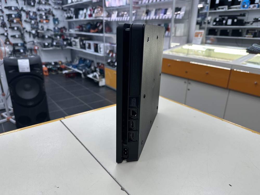 Игровая приставка PlayStation 4 Slim 500GB