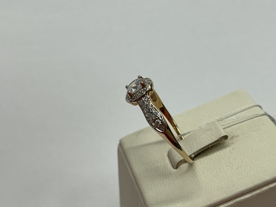 КОЛКМИ585 КОЛЬЦО С КАМНЯМИ (Au 585)