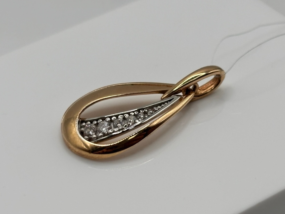 01-318003 ПОДВЕСКА С КАМНЯМИ (Au 585)