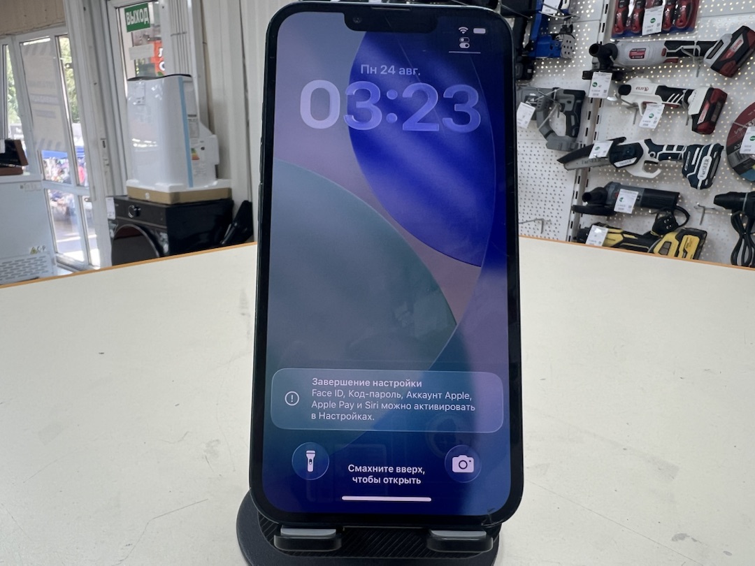 Смартфон Apple iPhone 13 128Gb