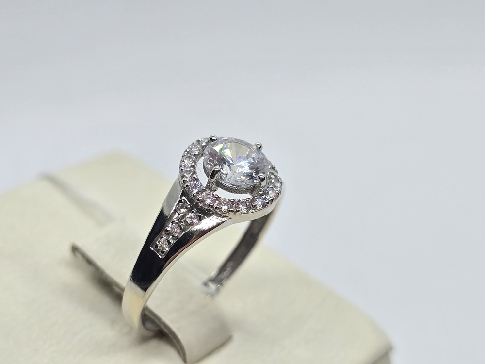 КОЛКМИ585 КОЛЬЦО С КАМНЯМИ (Au 585)