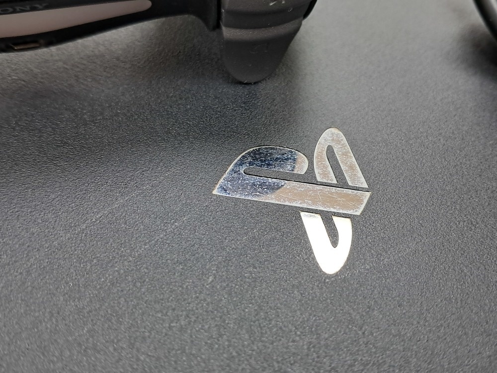 Игровая приставка PlayStation 4 Pro 1Tb