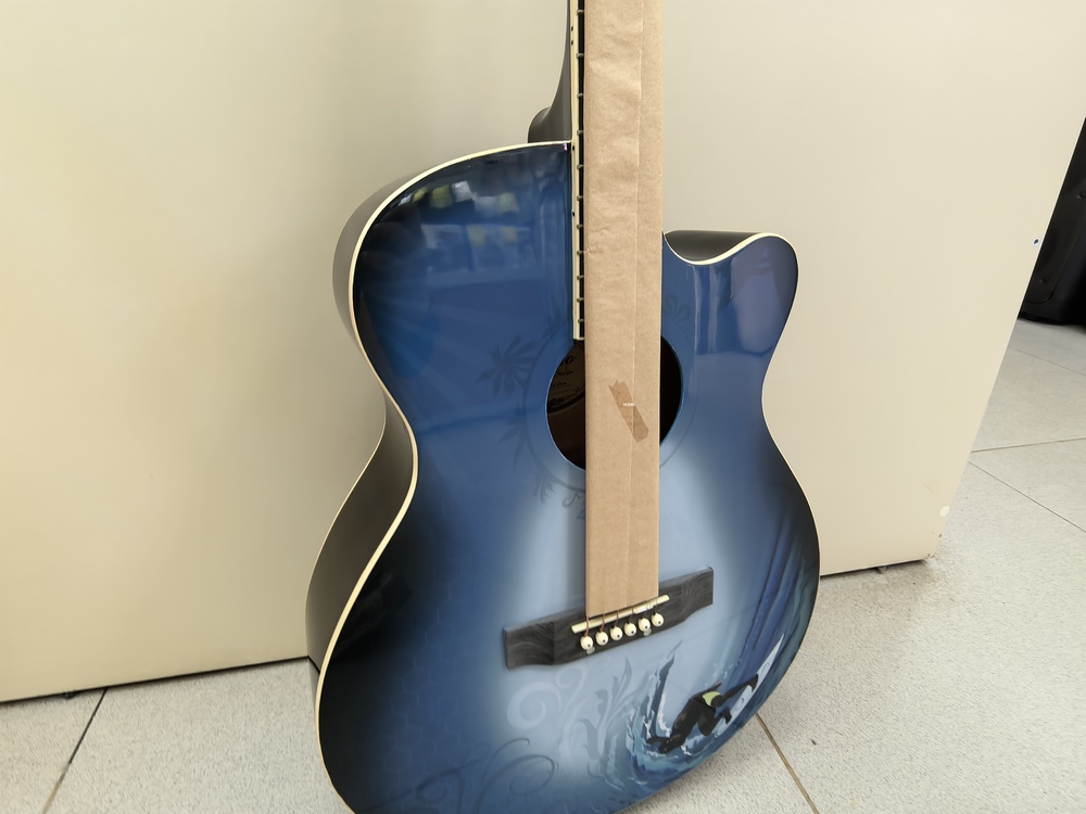 Гитара акустическая Elitaro E4040 Wave