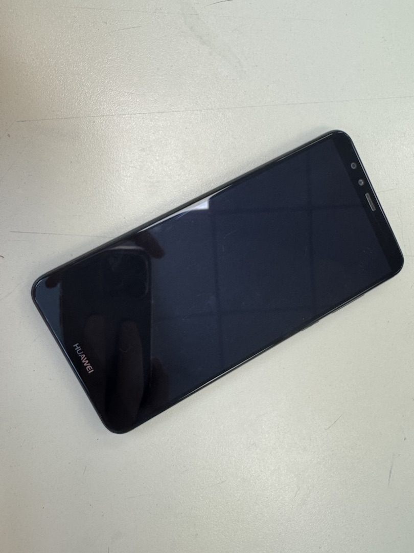 Смартфон Huawei Y9 (2018) 3/32