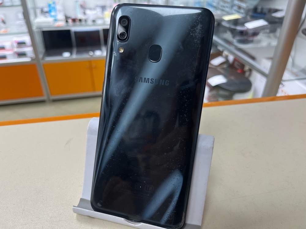 Смартфон Samsung Galaxy A30 3/32