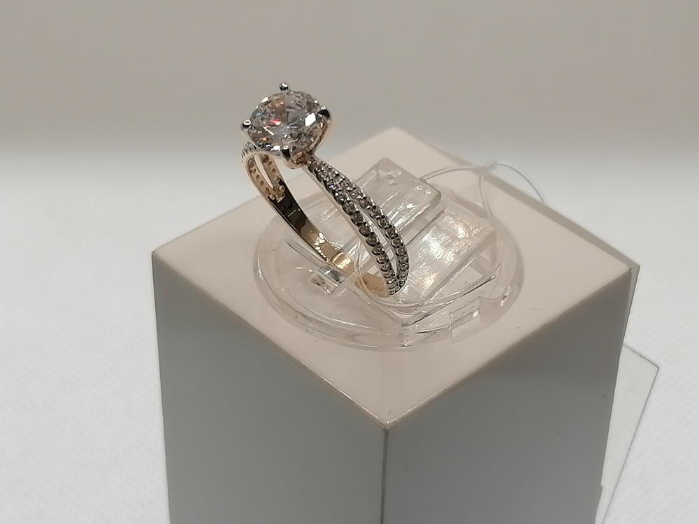 КОЛЬЦО С КАМНЯМИ (Au 585)