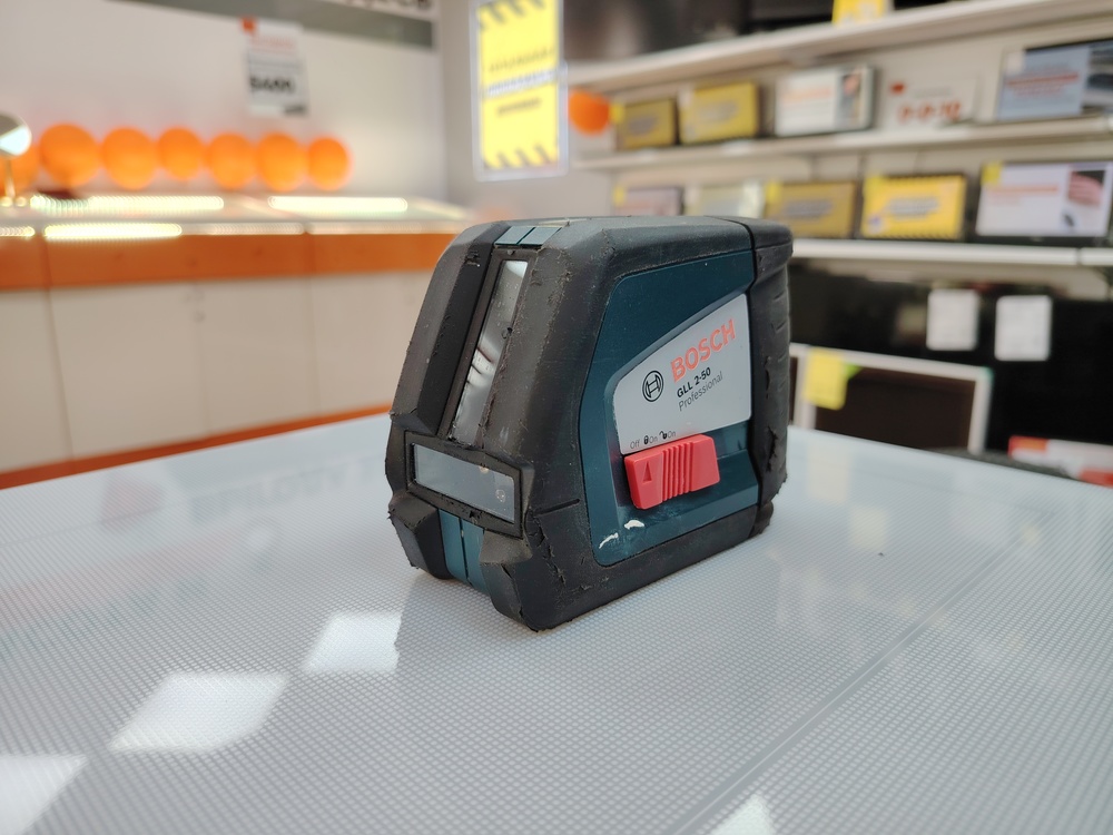Нивелир Bosch GLL 2-50