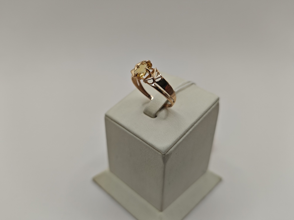 КОЛКМ585 КОЛЬЦО С КАМНЕМ (Au 585)