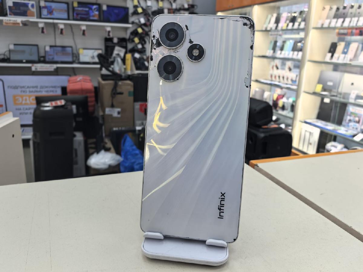 Смартфон Infinix HOT 30 8/128