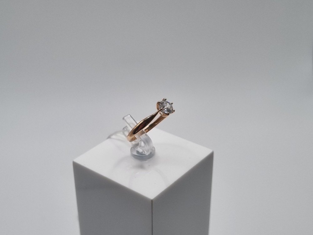 КОЛКМ585 КОЛЬЦО С КАМНЕМ (Au 585)