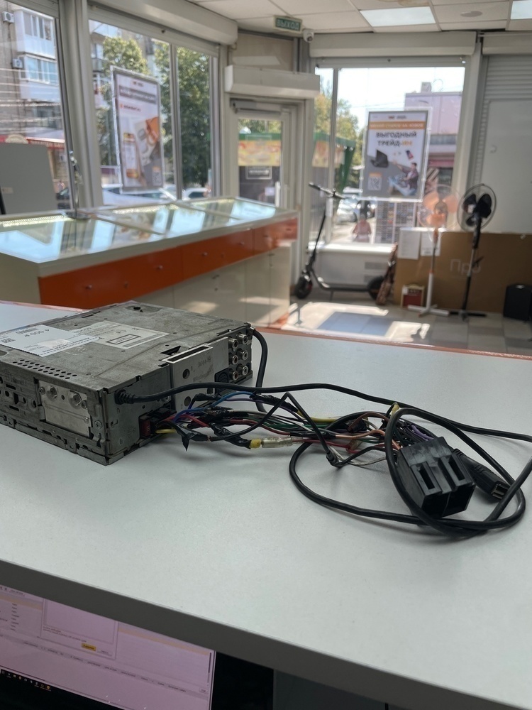 Автомагнитола Kenwood KDC-6051U