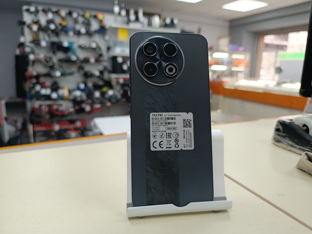Смартфон Tecno SPARK 30 PRO 8/256