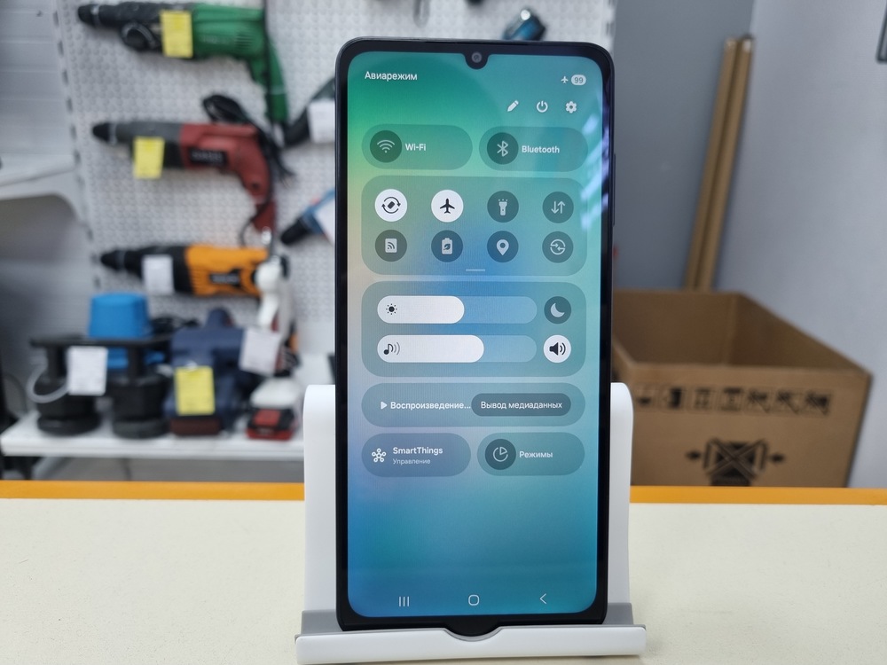 Смартфон Samsung Galaxy A06 4/64