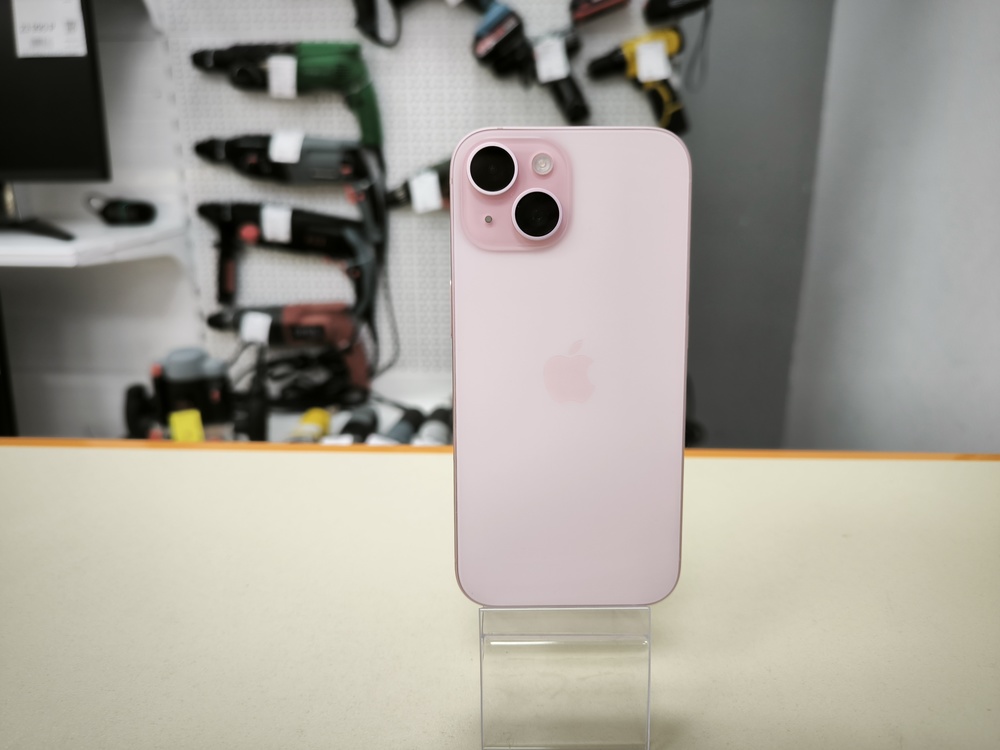 Смартфон Apple Iphone 15 128Gb
