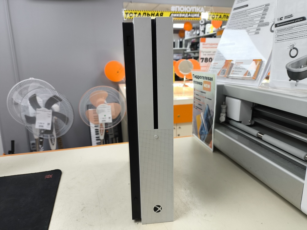 Игровая приставка Xbox One S 1TB