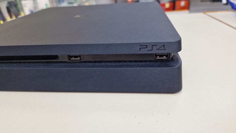 Игровая приставка PlayStation 4 Slim 1Tb