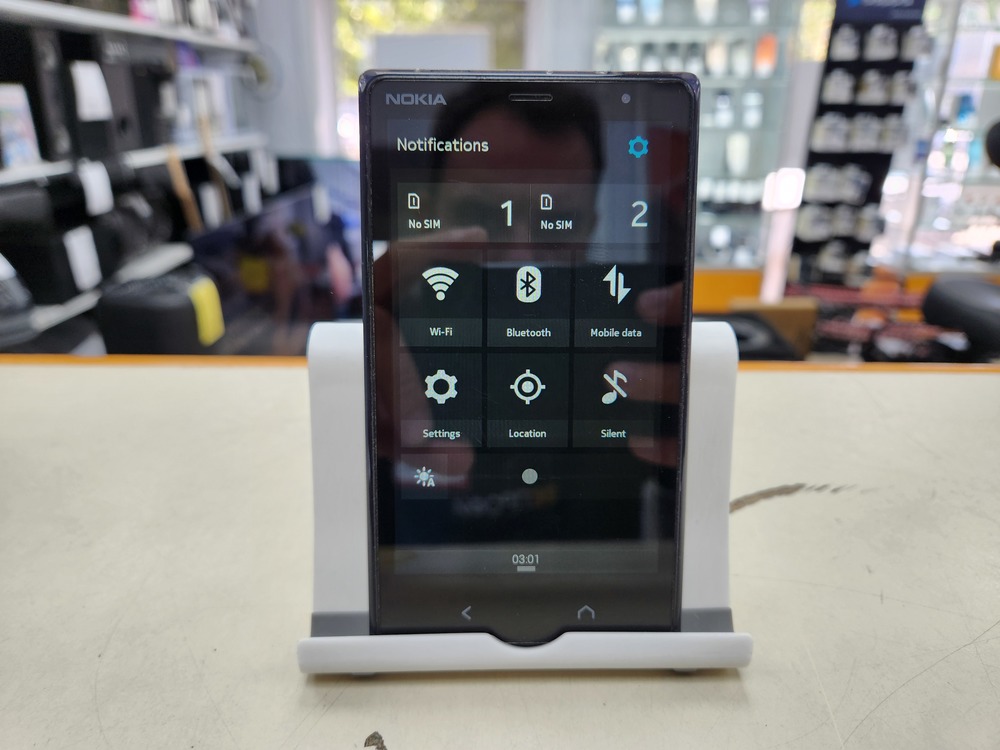Мобильный телефон Nokia RM-1013