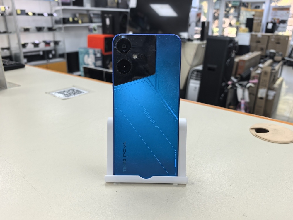 Смартфон Tecno Pova 3 4/128