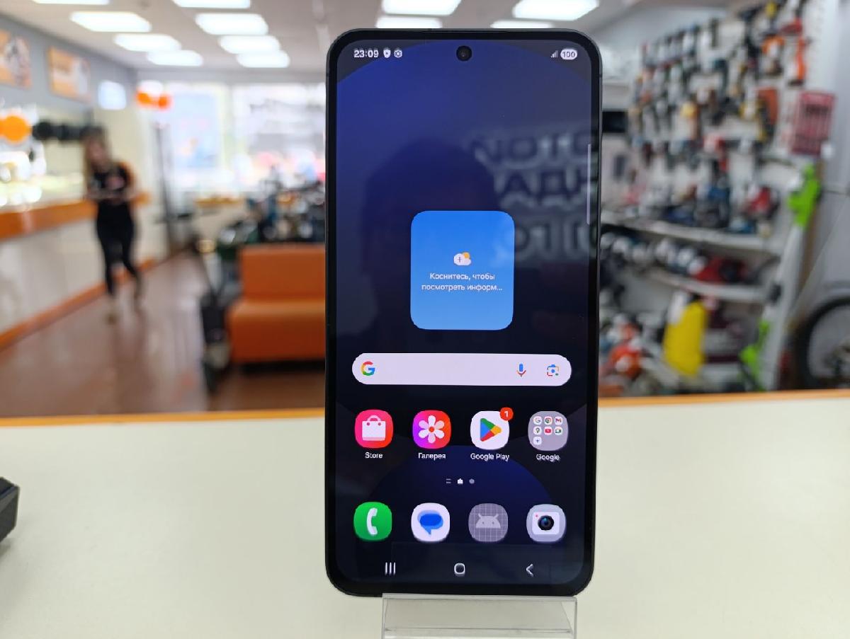 Смартфон Samsung Galaxy S24 FE 8/256
