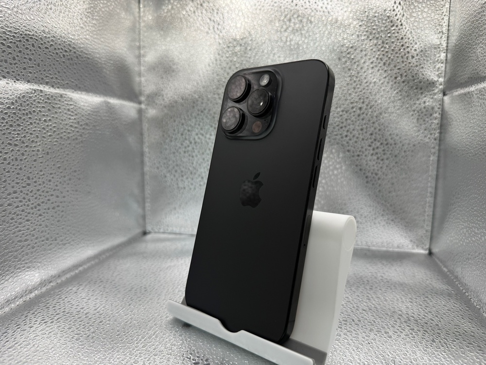 Смартфон Apple Iphone 16 Pro 128Gb