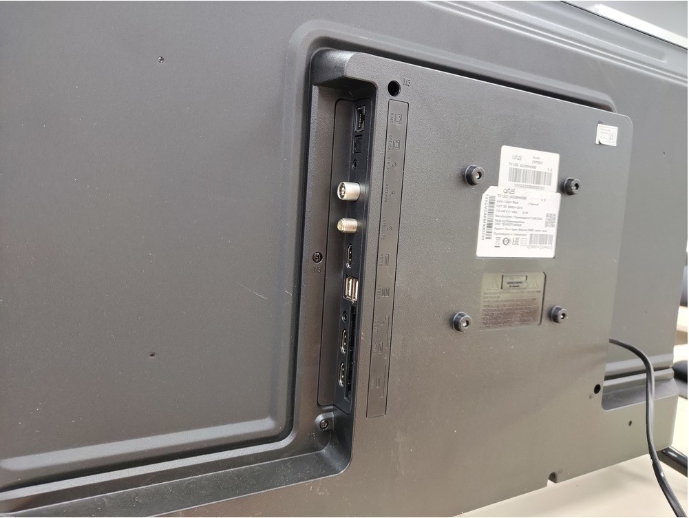 LED Телевизор Artel A32MH4300