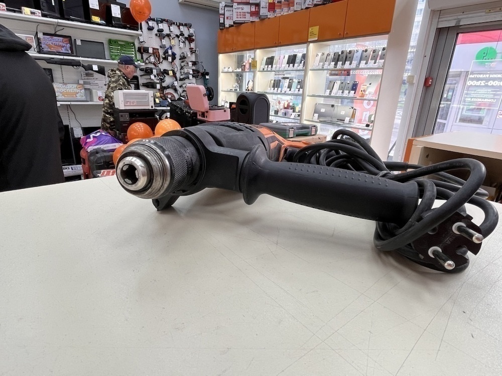 Дрель-ударная AEG SBE 705RE