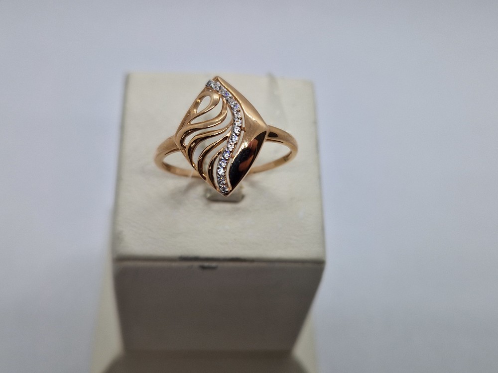 КОЛЬЦО С КАМНЯМИ (Au 585)