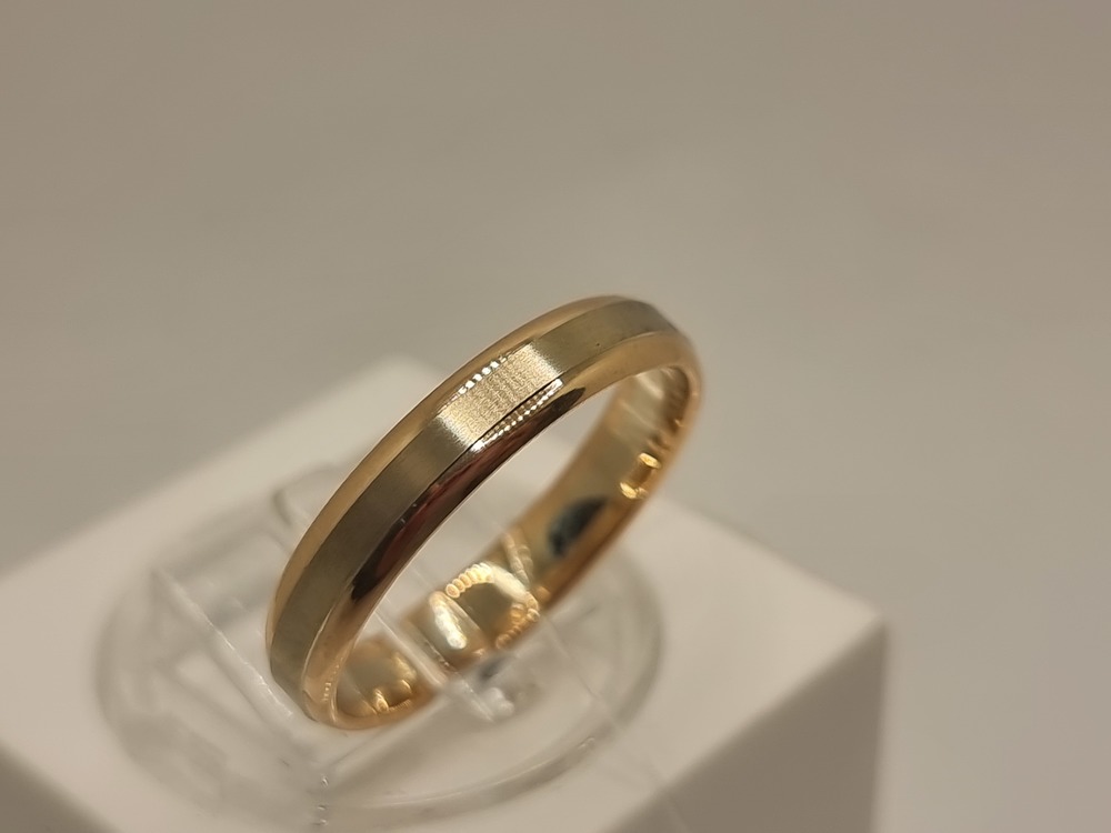 450-000-970 КОЛЬЦО ОБРУЧАЛЬНОЕ (Au 585)