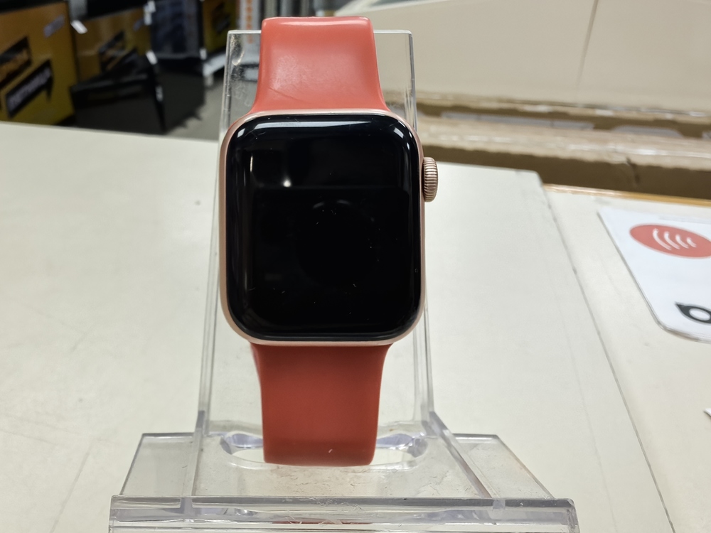 Смарт-часы Apple Watch SE 2020 40mm