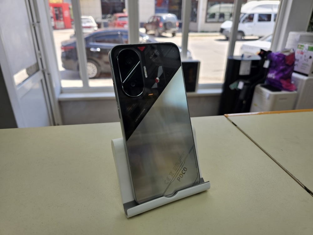 Смартфон Xiaomi Poco F7 12/256