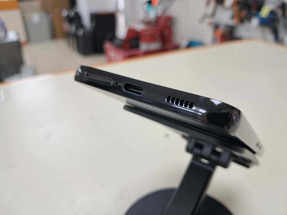 Смартфон Samsung Galaxy S22 8/128