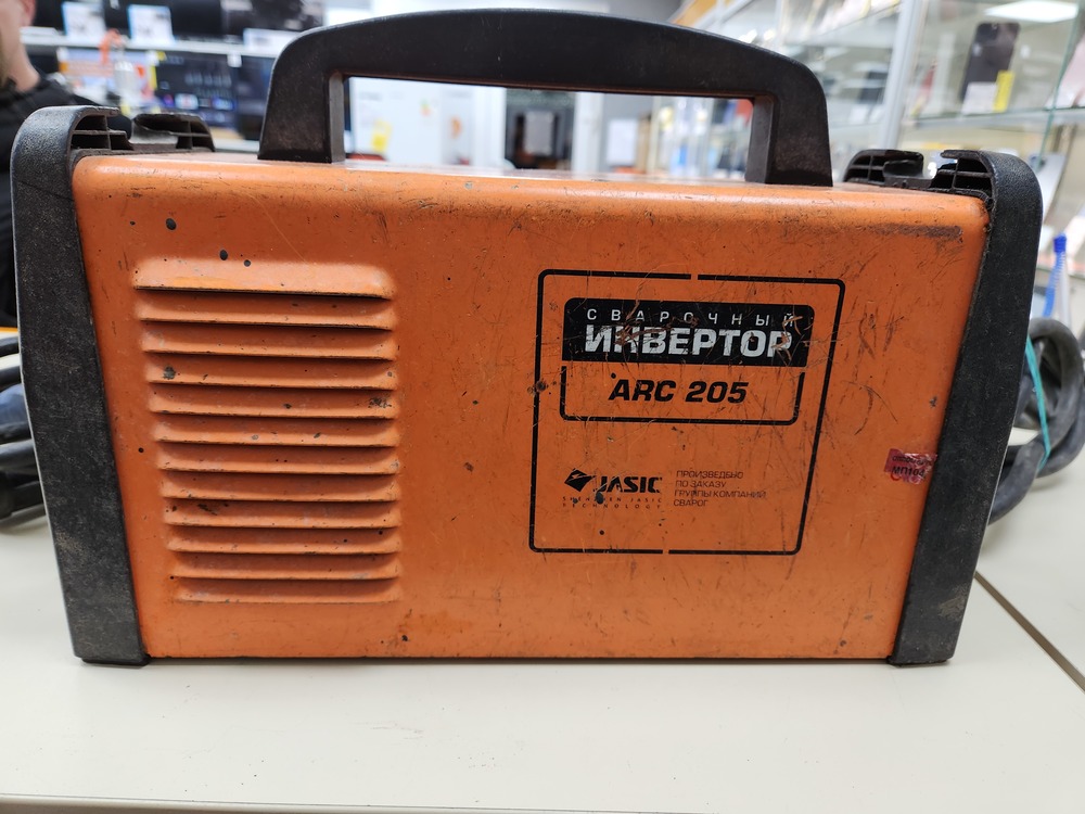 Сварочный аппарат Сварог ARC 205