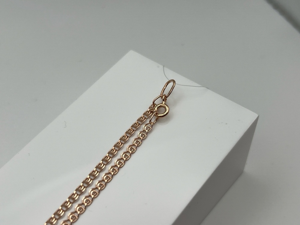 ЦЕПЬ ПУСТОТЕЛАЯ Лав (Au 585)