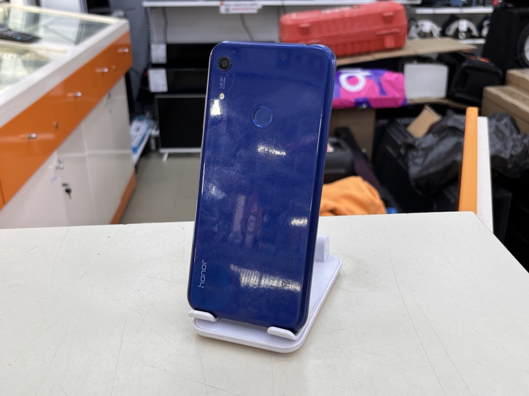 Смартфон Honor 8A 3/64