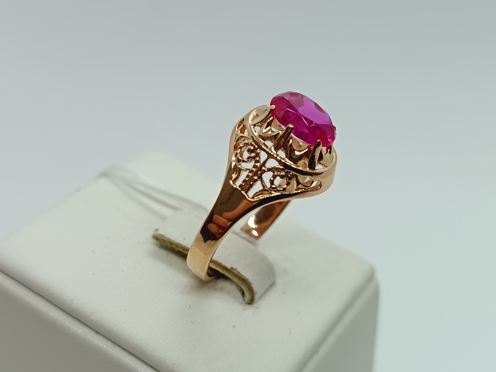 КОЛКМ585 КОЛЬЦО С КАМНЕМ (Au 585)