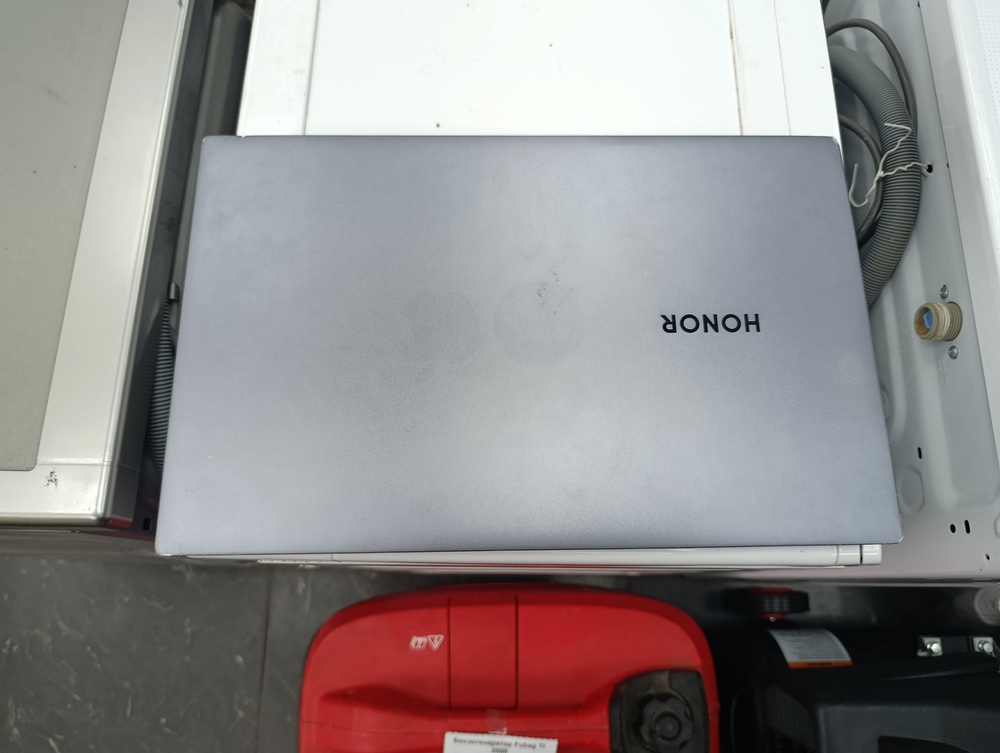 Ноутбук Honor; Ryzen 5 4600H, AMD Radeon (TM) Graphics, 16 Гб, 512 GB, Нет