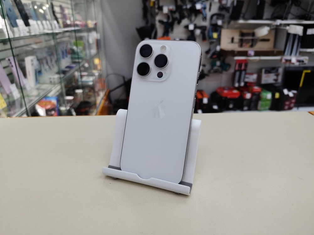 Смартфон Apple Iphone 16 Pro 256Gb