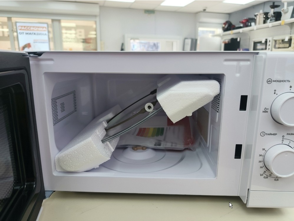 Микроволновая печь Leran FMO 20M22W