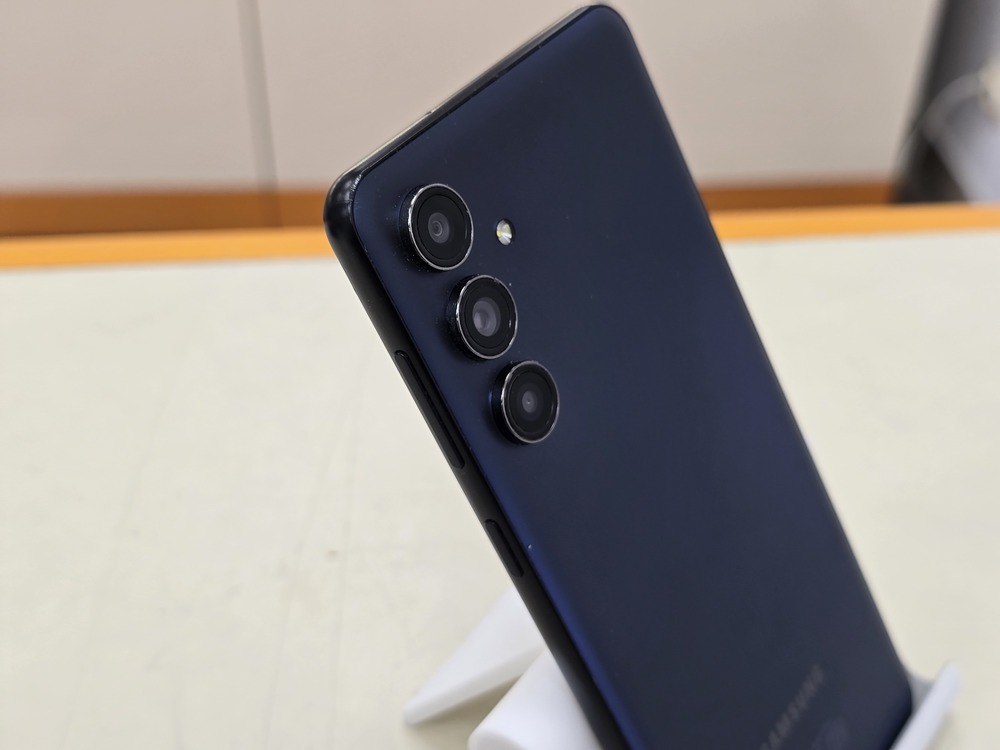 Смартфон Samsung Galaxy M55 8/256