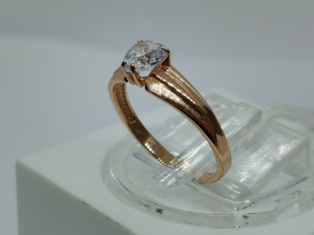 КОЛКМ585 КОЛЬЦО С КАМНЕМ (Au 585)