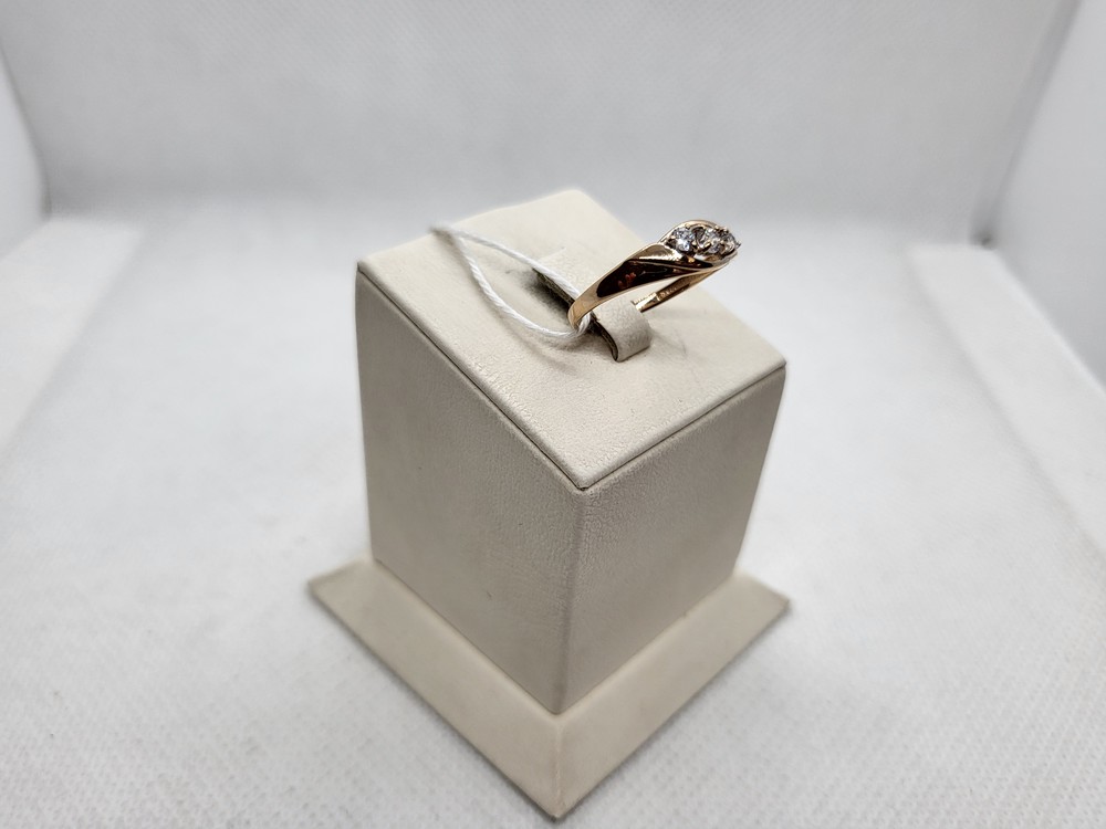 КОЛЬЦО С КАМНЯМИ (Au 585)