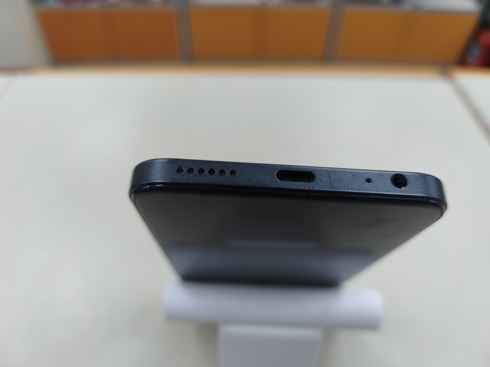 Смартфон Tecno SPARK 30 6/128