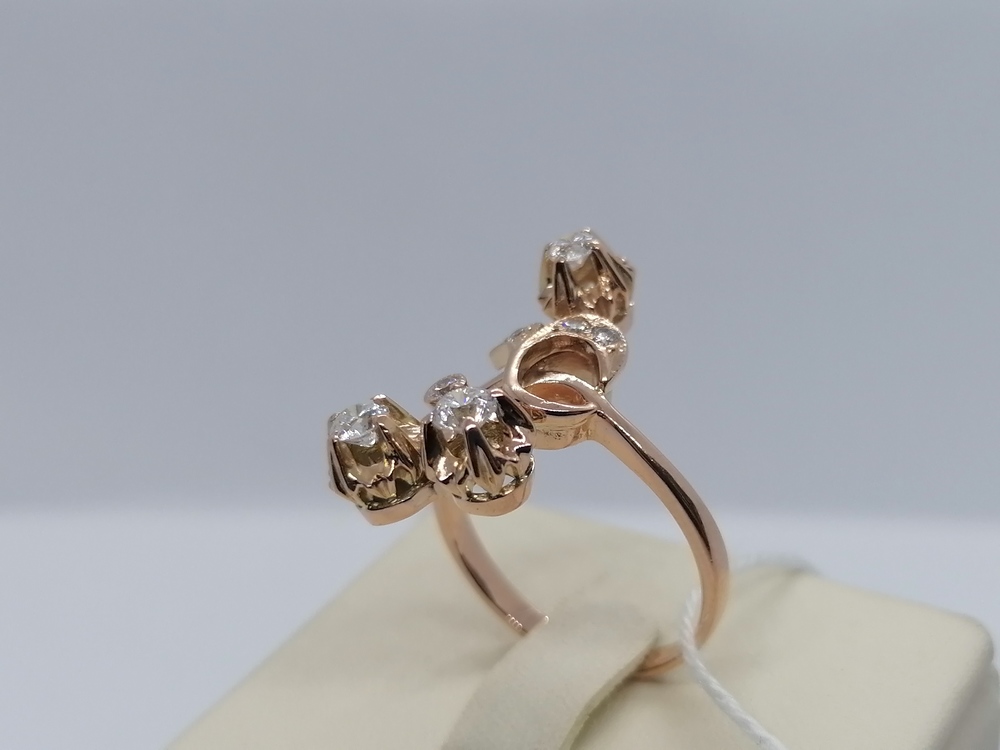 КОЛЬЦО С КАМНЯМИ (Au 585)