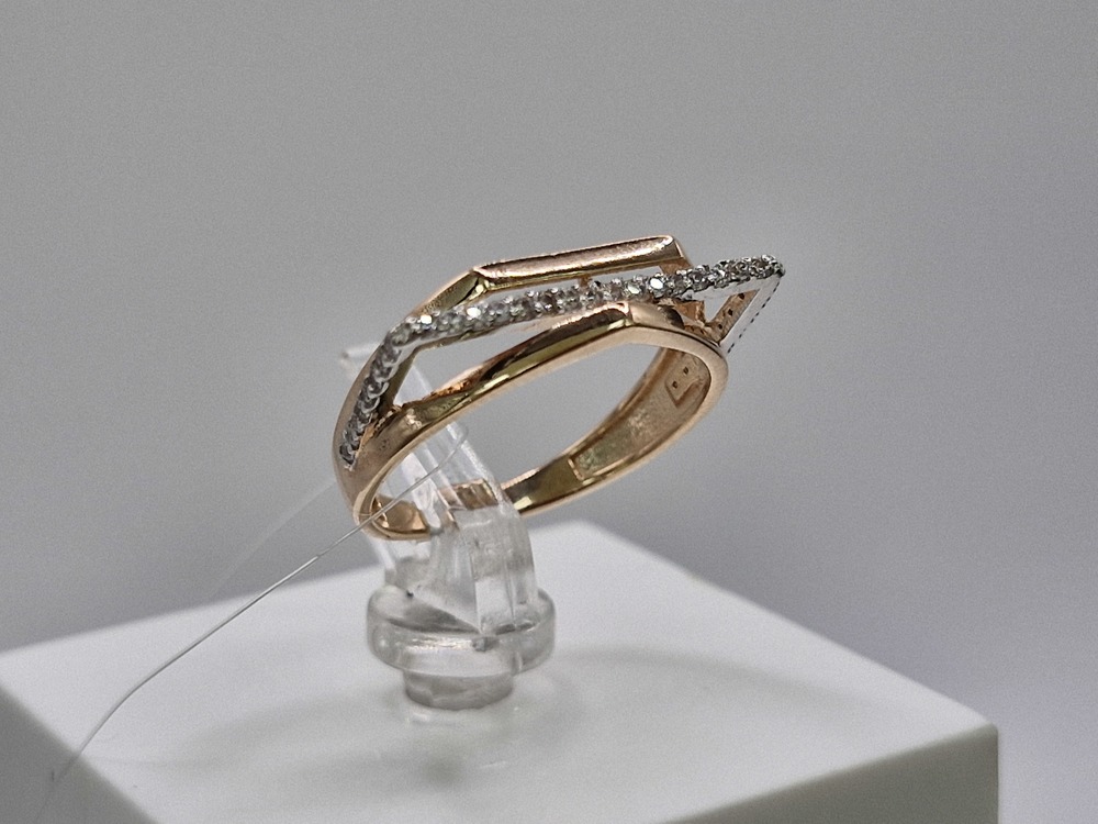 КОЛЬЦО С КАМНЯМИ (Au 585)