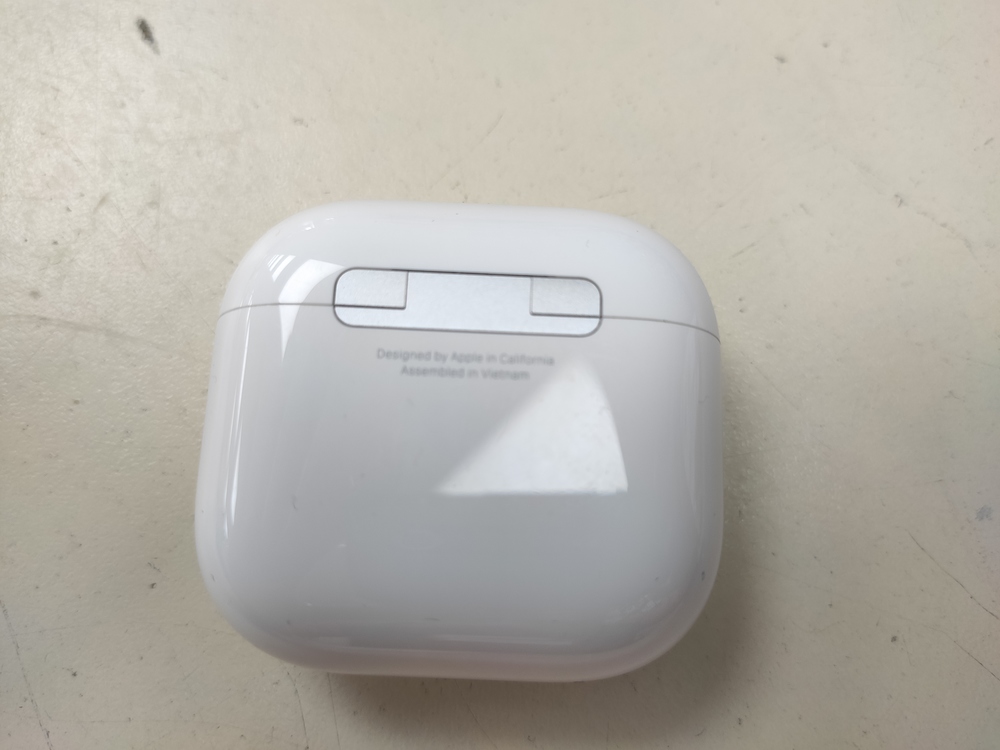 Наушники беспроводные Apple Airpods 4