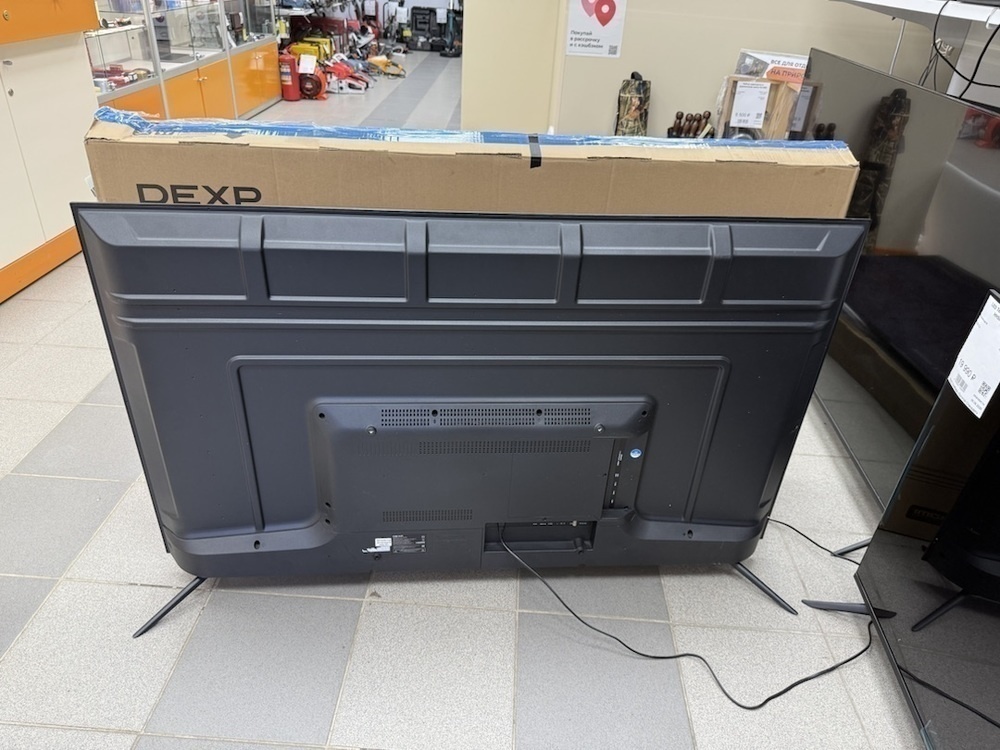 LED Телевизор Dexp 55UHG1