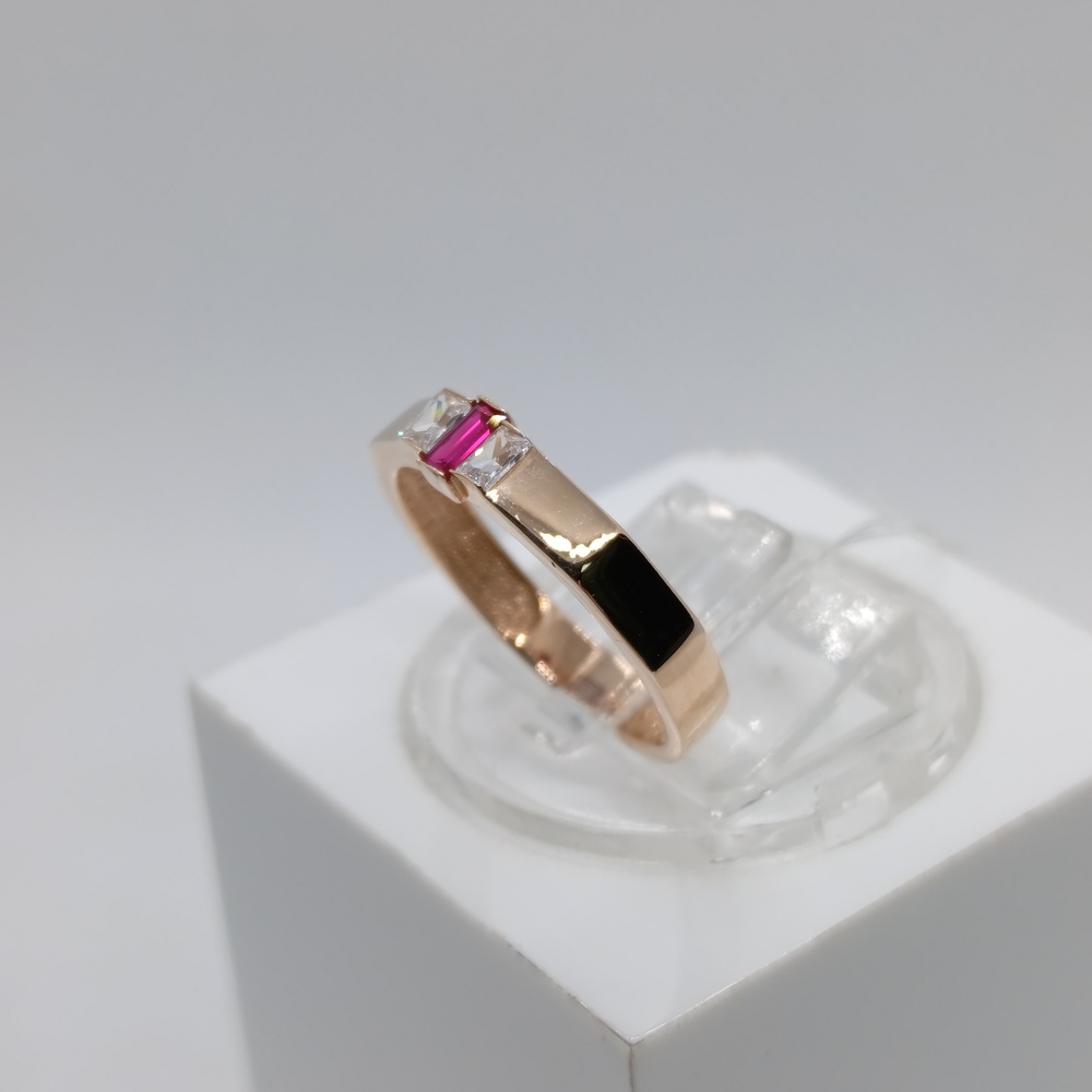 КОЛЬЦО С КАМНЯМИ (Au 585)